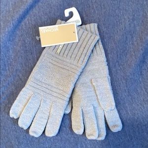 Brand new Michael Kors heather gray knitted gloves